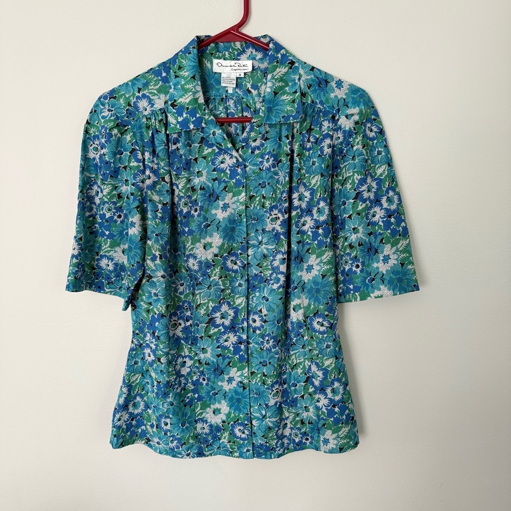 Oscar de la Renta vintage 90’s Blue Flower Multicolor Short Sleeve Top size 8
